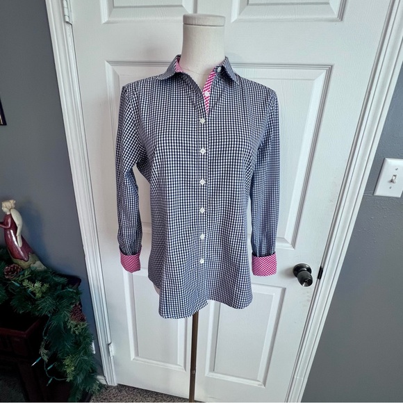 Brooks Brothers Blue and White Checkered Shirt‎ w/Pink Accents Preppy Women’s 8P - Picture 2 of 10